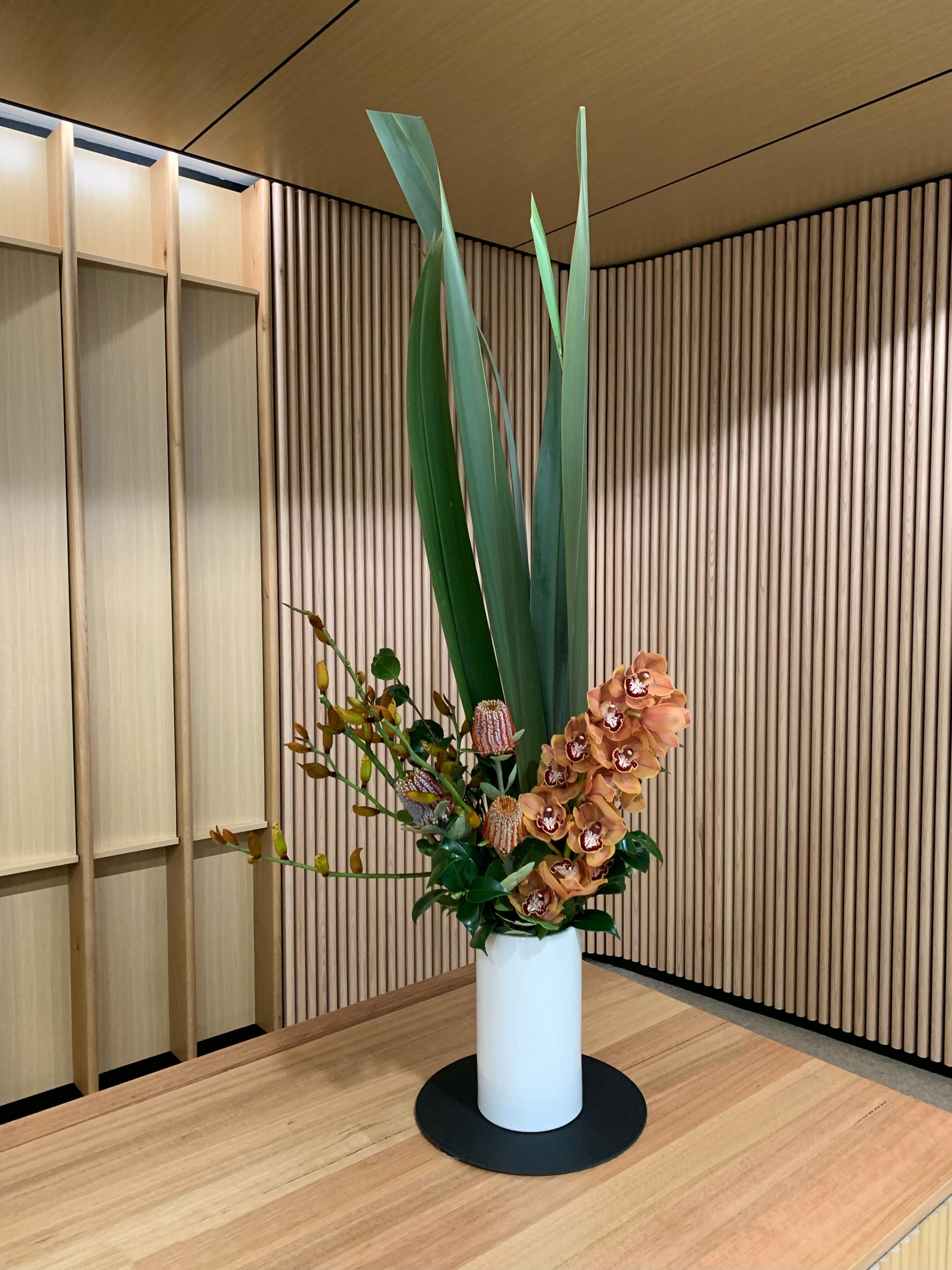 Hampstead flowers, Richmond, Melbourne, flowers at work, hospitality flowers, Melbourne flowers, flowers Melbourne CBD