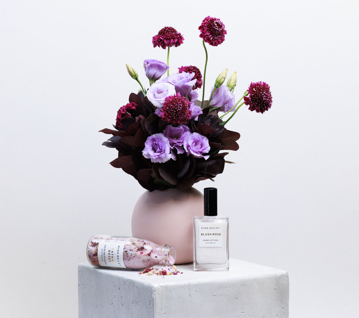 flowers delivered, Melbourne wide delivery, fresh flowers and gifts, care package, care pack, pamper.  